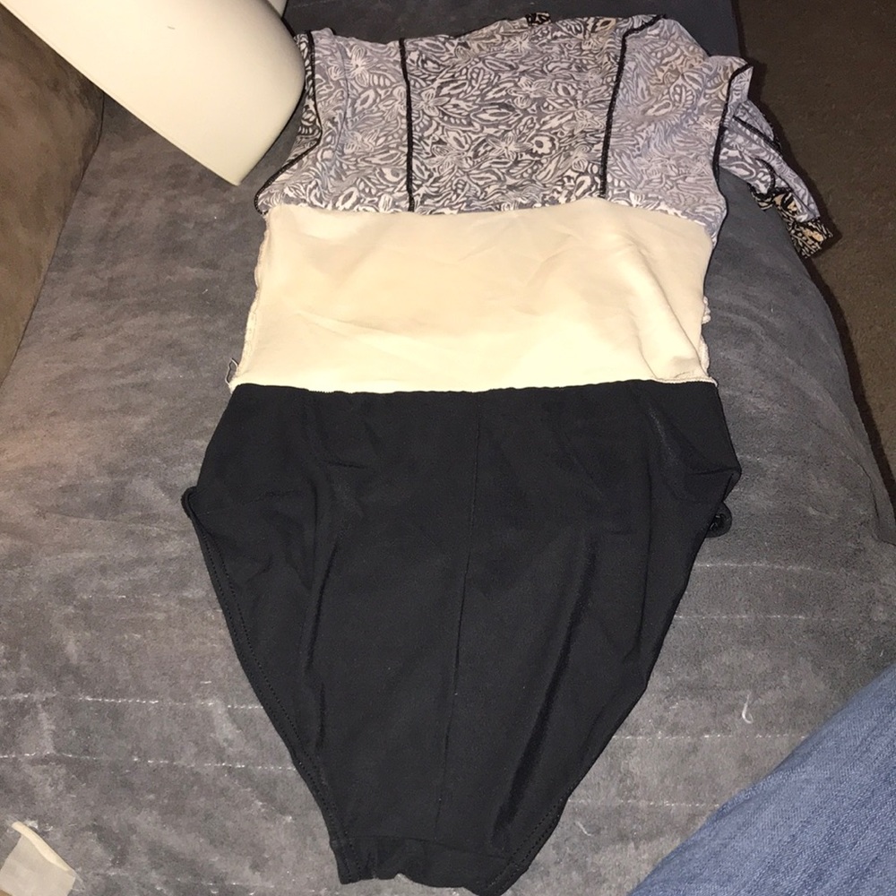 Black and Tan one piece swimwear with skirt cover - Picture 8 of 8